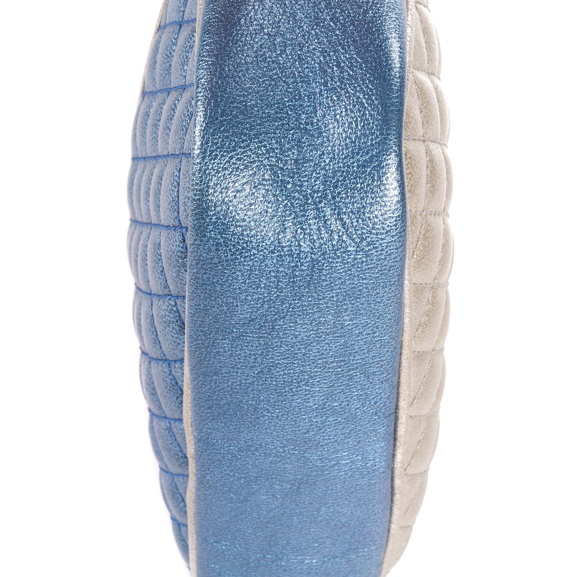 Bolso de hombro Camera acolchado laminado azul de piel acolchada