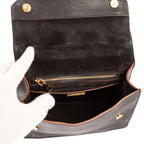 Bolso de hombro Madras Lady Buckle Flap de cuero negro adornado con cristales