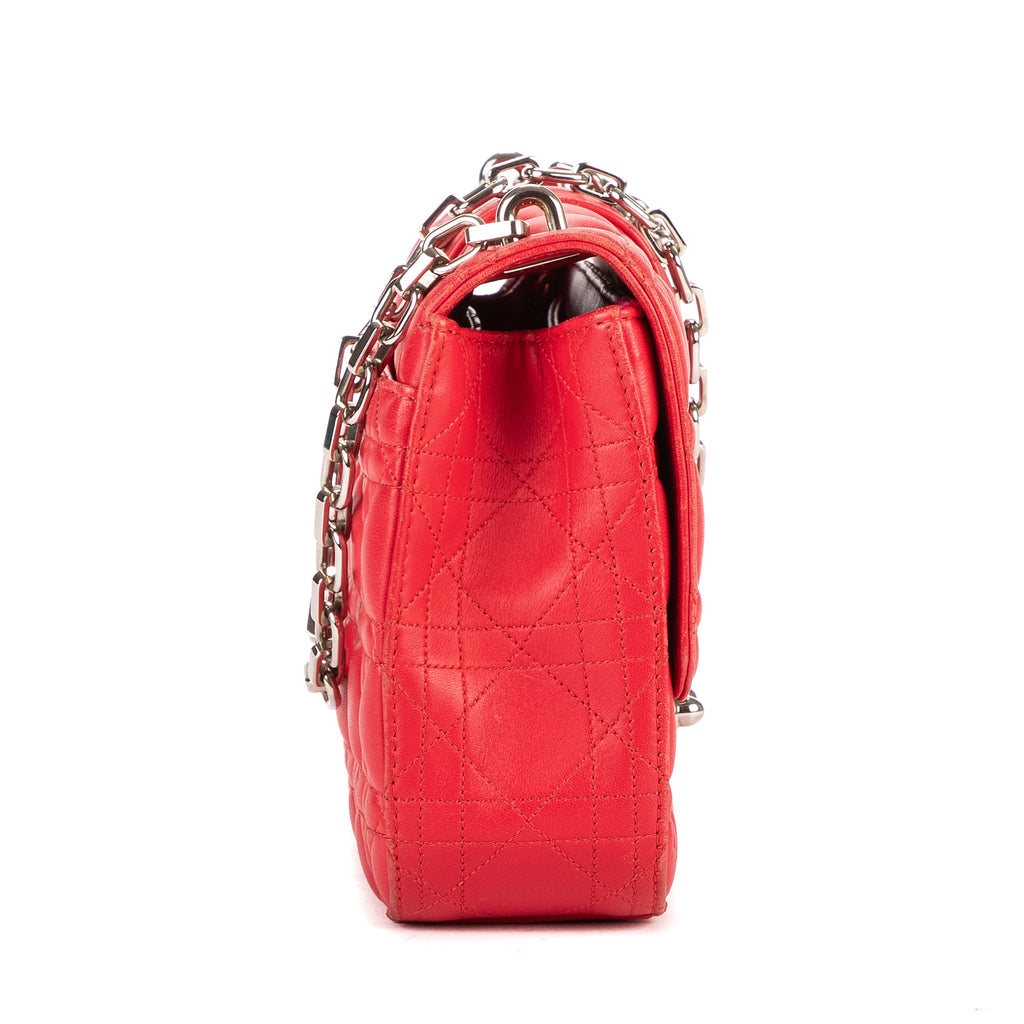 Bolso al hombro Miss Dior mediano de piel Cannage roja