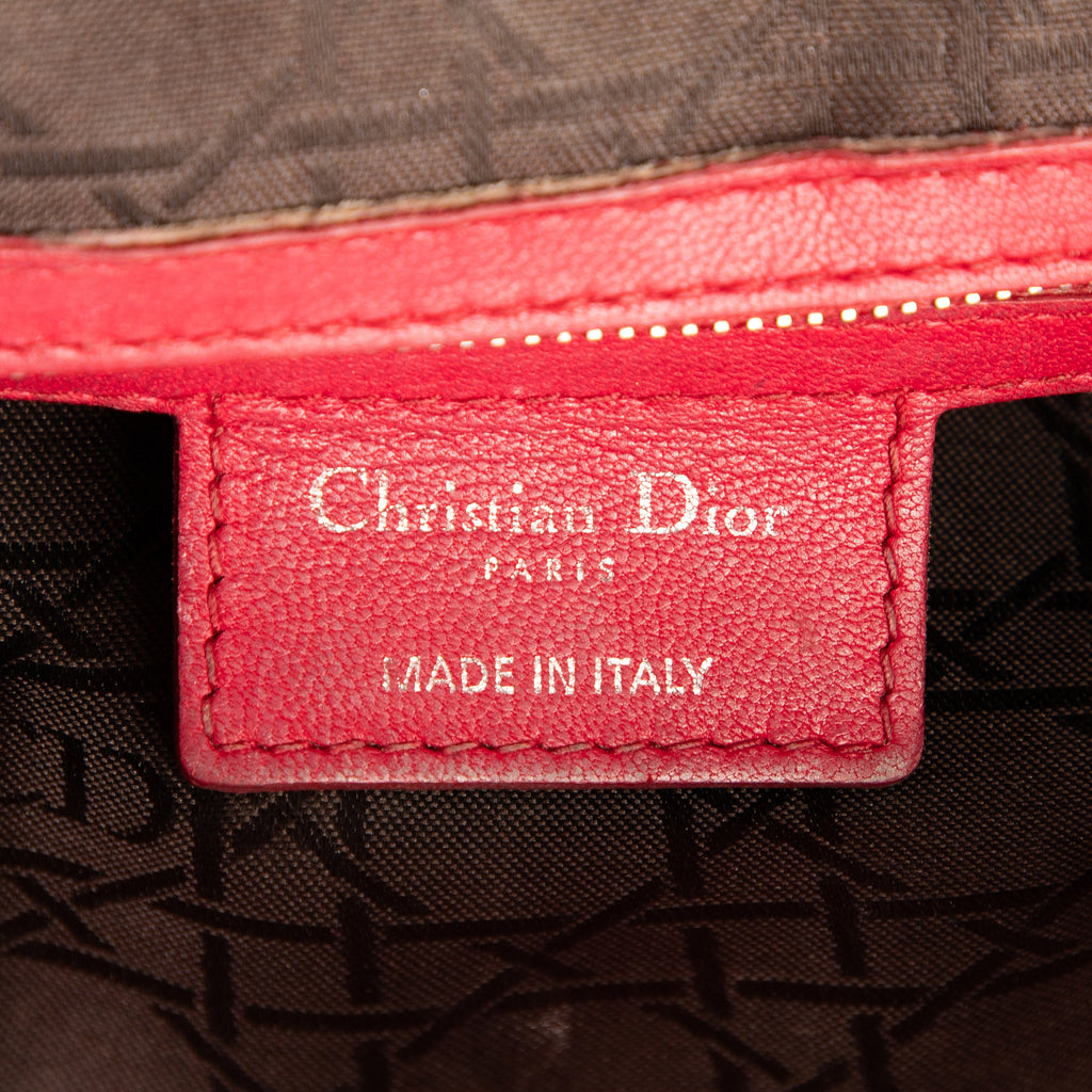 Bolso de mano Lady Dior grande de cuero Cannage rojo