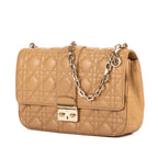 Bolso de hombro Miss Dior mediano de piel Cannage beige