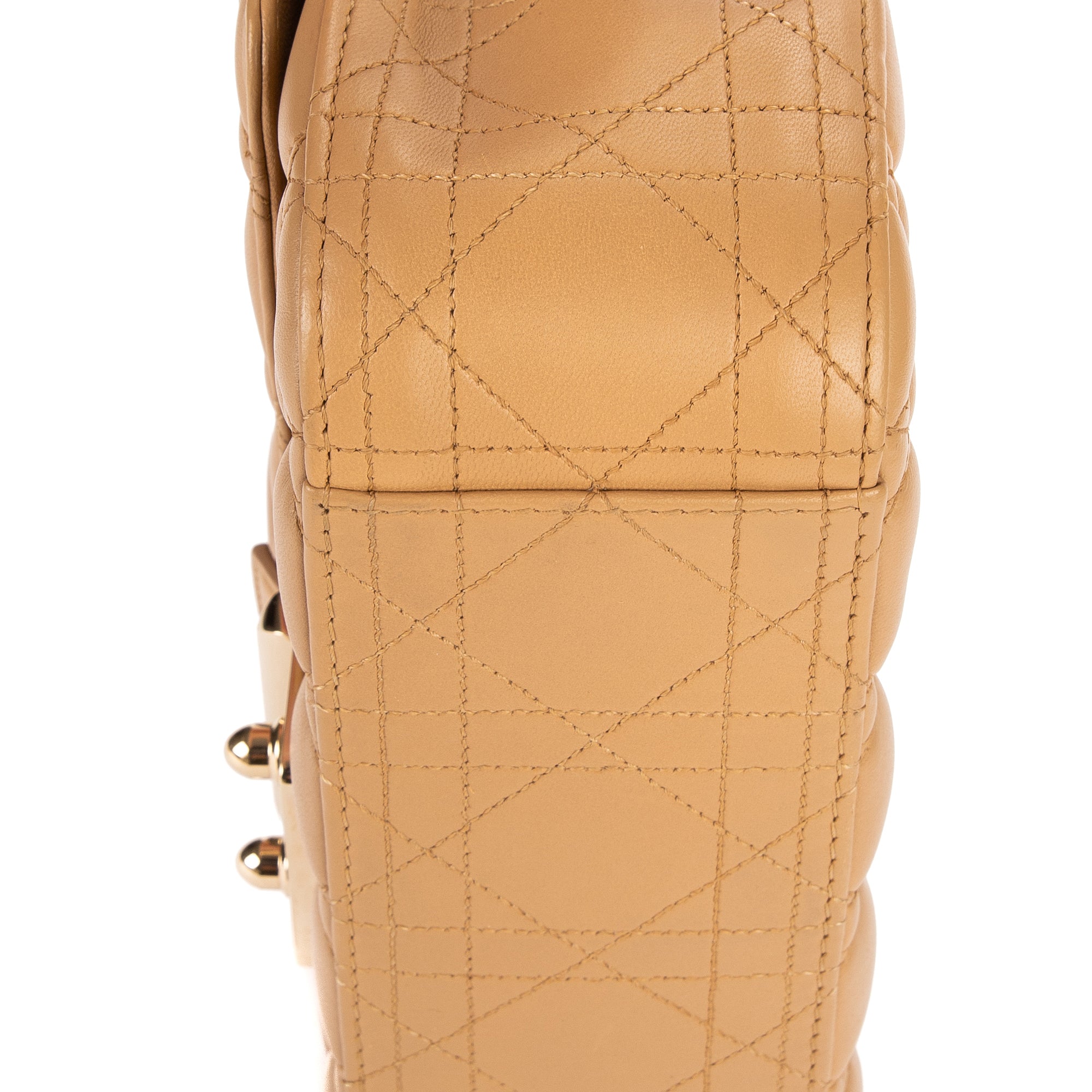 Bolso de hombro Miss Dior mediano de piel Cannage beige