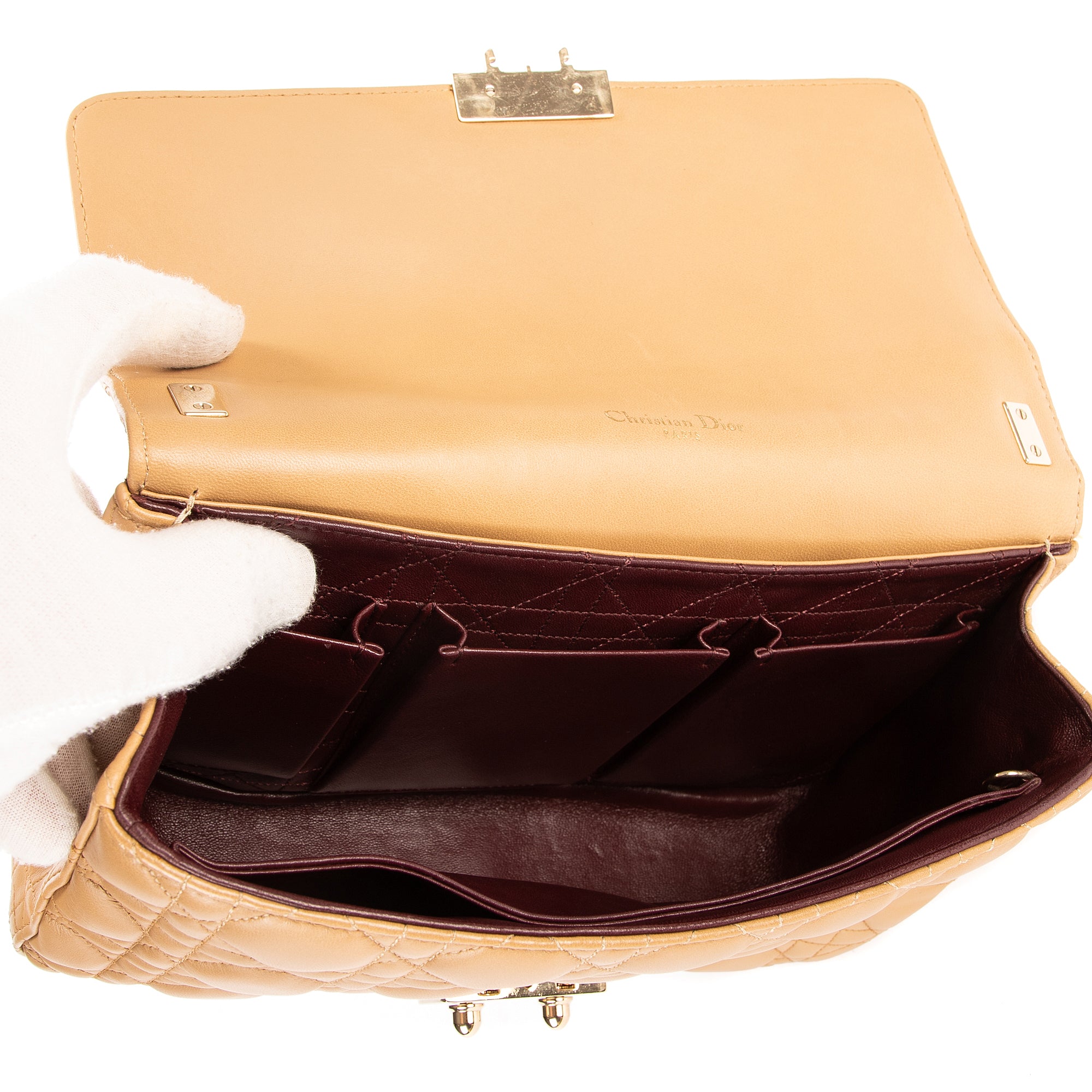 Bolso de hombro Miss Dior mediano de piel Cannage beige
