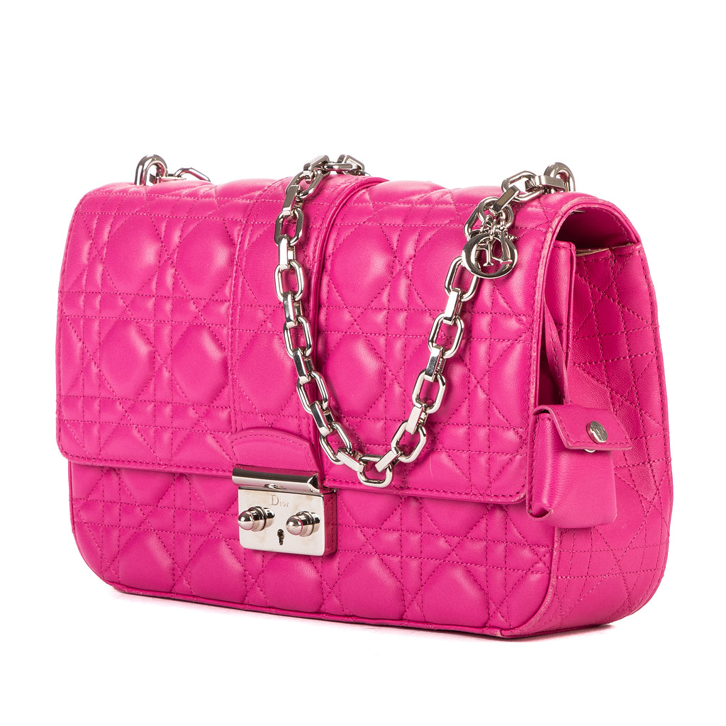 Bolso de hombro Miss Dior mediano de piel Cannage rosa