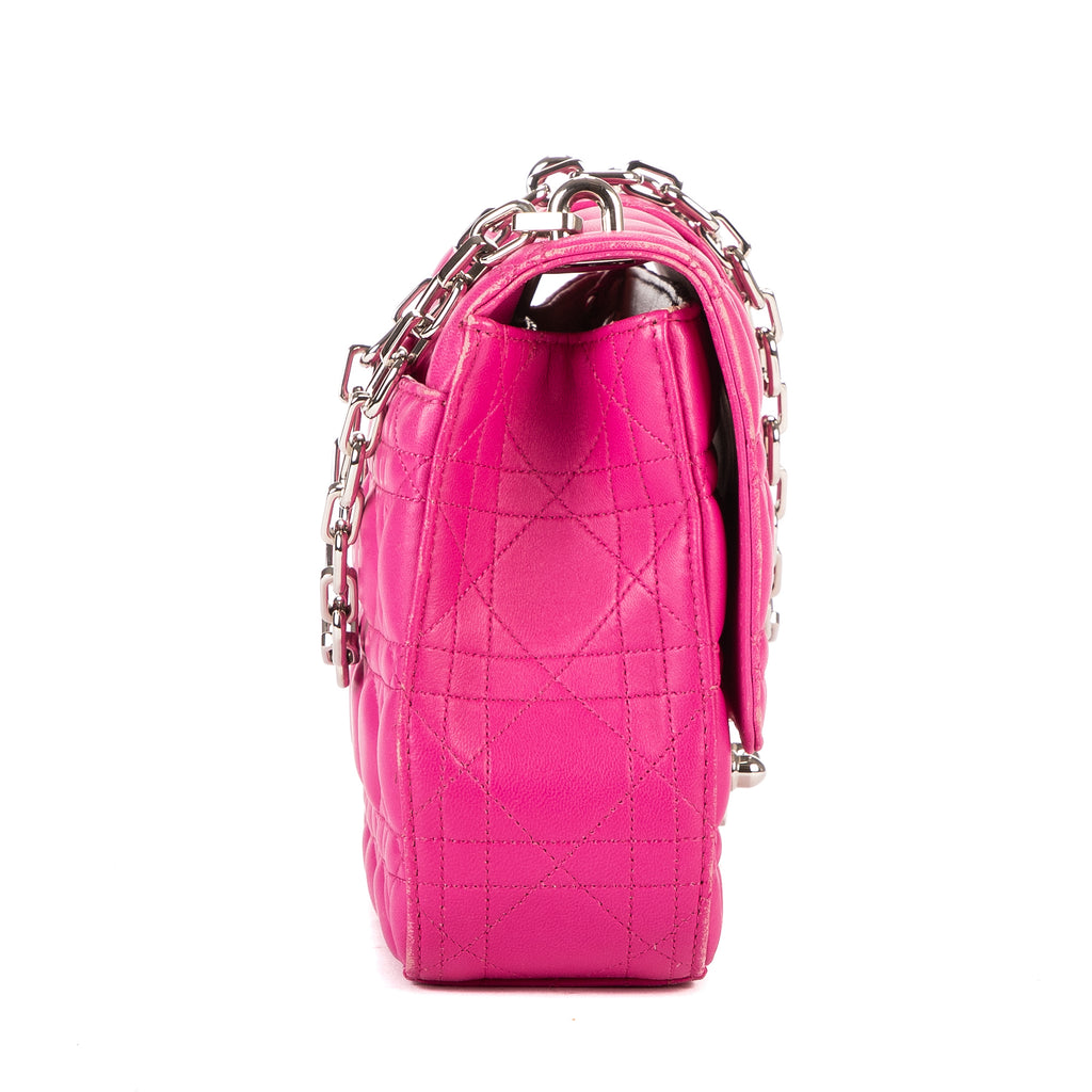 Bolso de hombro Miss Dior mediano de piel Cannage rosa