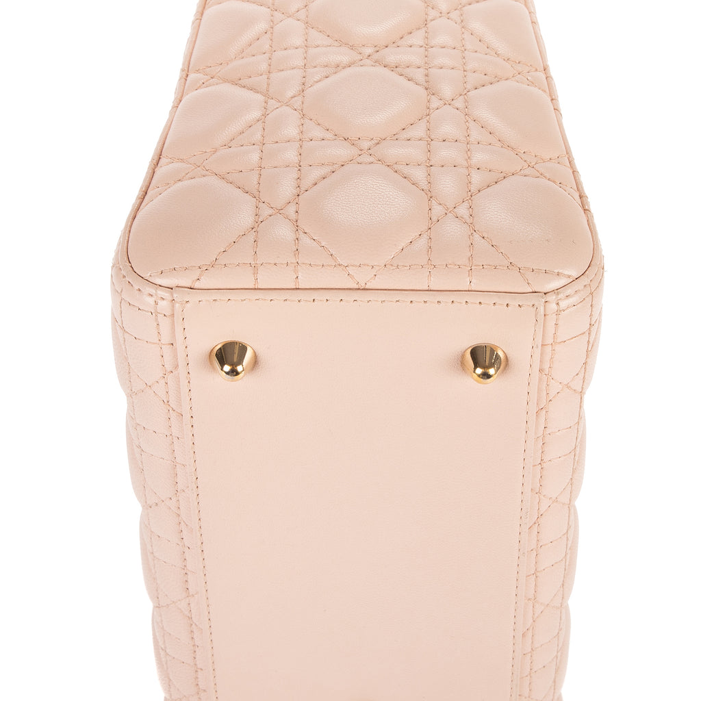 Bolso Lady Dior Grande de Piel Cannage Rosa Claro