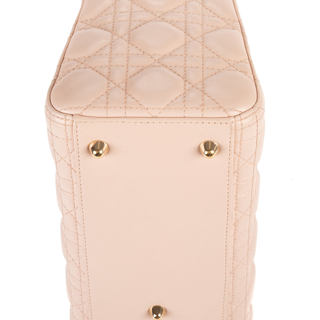 Bolso Lady Dior Grande de Piel Cannage Rosa Claro