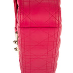 Bolso de hombro Miss Dior mediano de piel Cannage fucsia