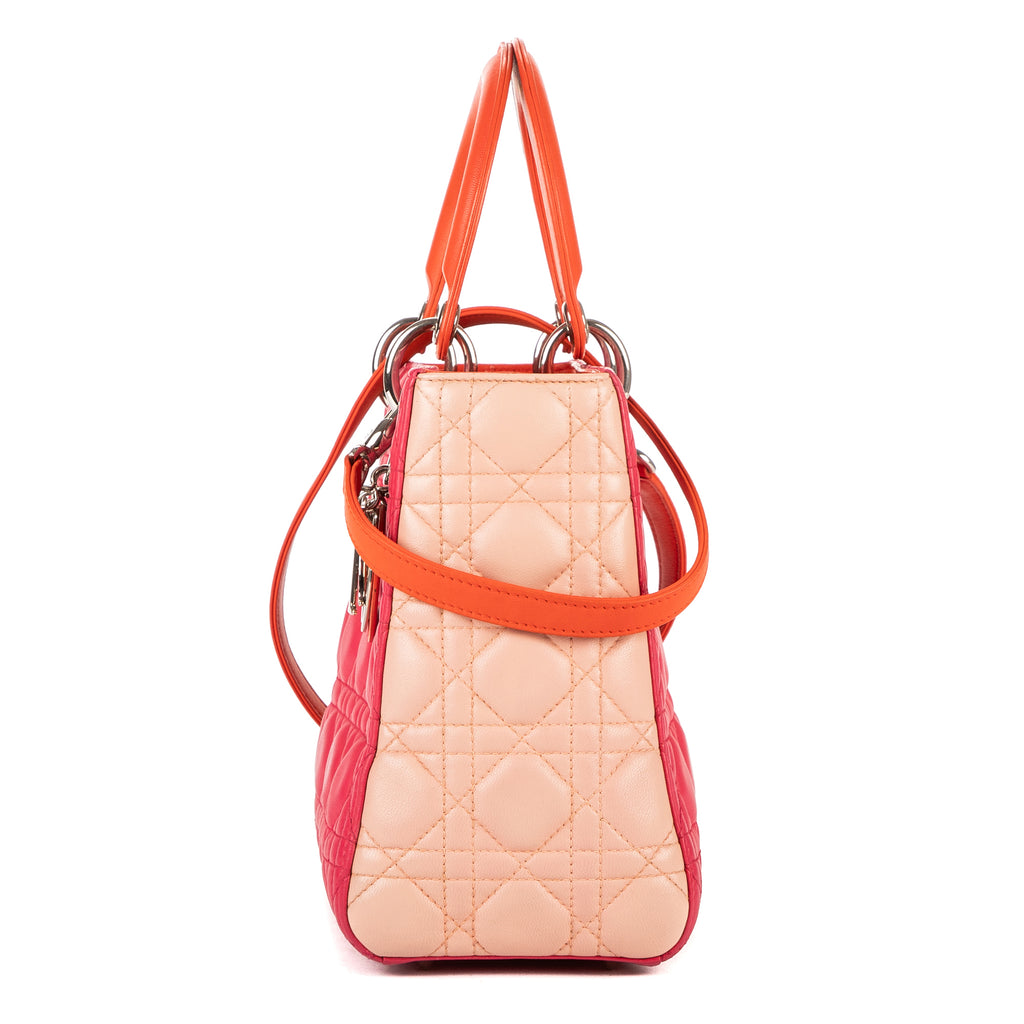 Bolso de hombro Lady Dior Zip mediano de piel rosa Cannage