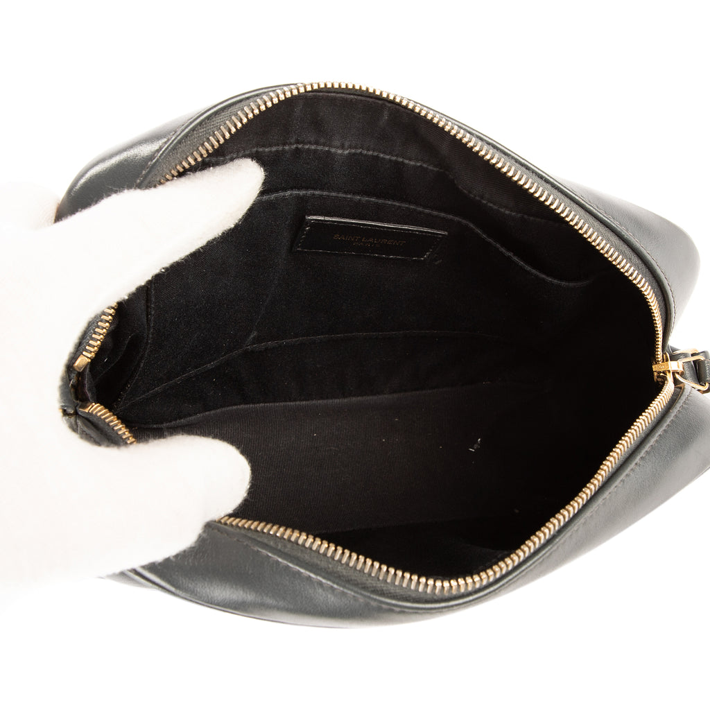Bolso de hombro Lou Camera de piel de becerro gris oscuro acolchado con motivo chevron