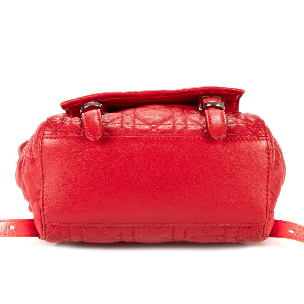 Mochila Stardust Mochila Pequeña Piel Guateada Cannage Roja