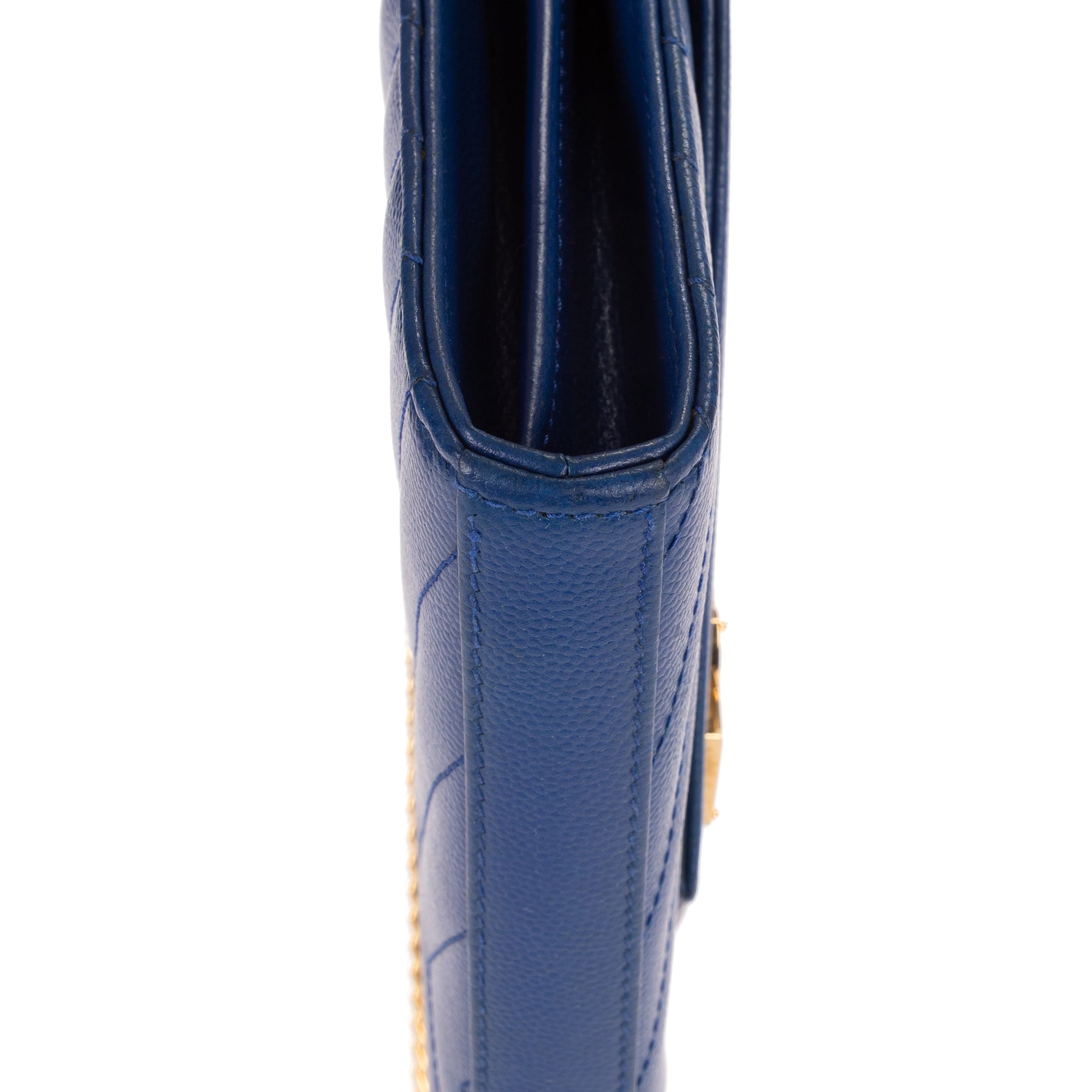 Shoulder Bag Chain Wallet Blue Chevron Grain de Poudre Leather