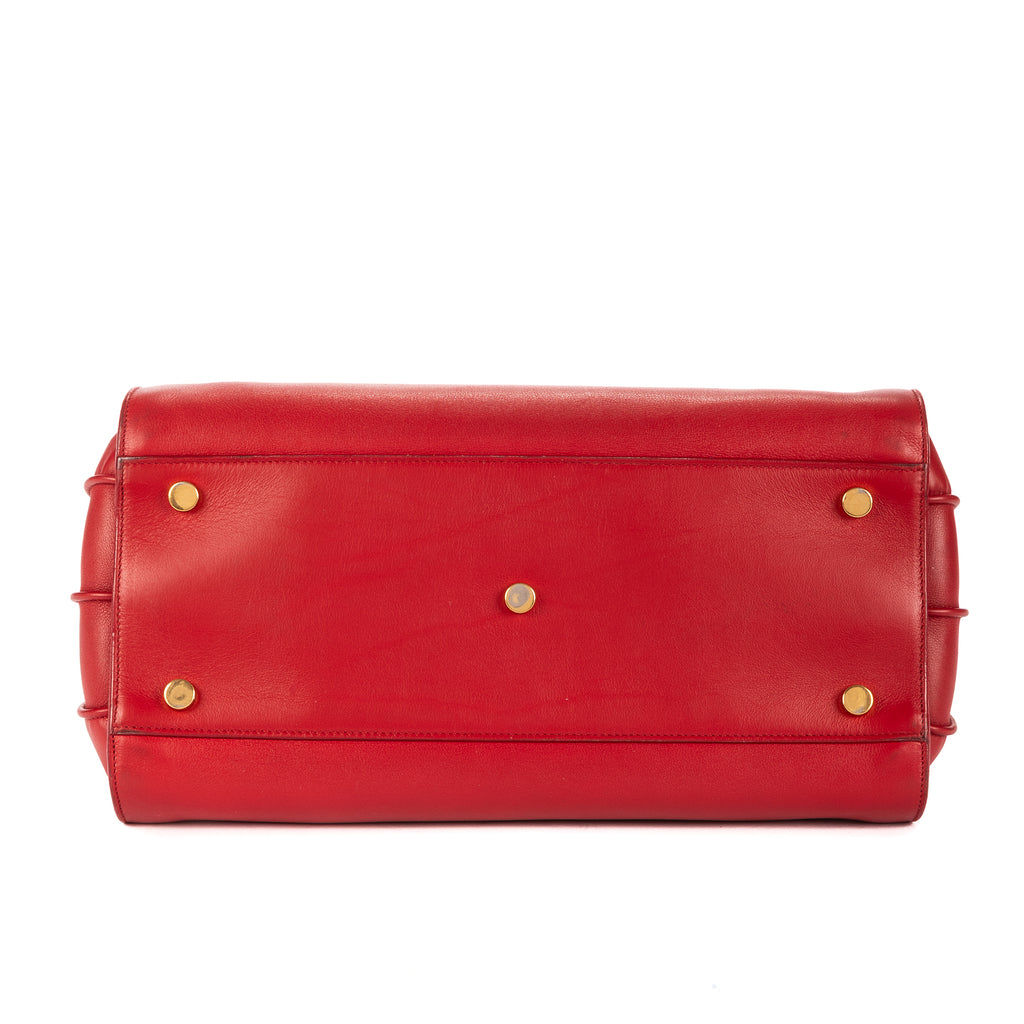 Shoulder Bag Sac De Jour Nano Red Pebbled Leather