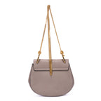Bolso de Hombro Drew con Cadena de Piel Granulada Gris