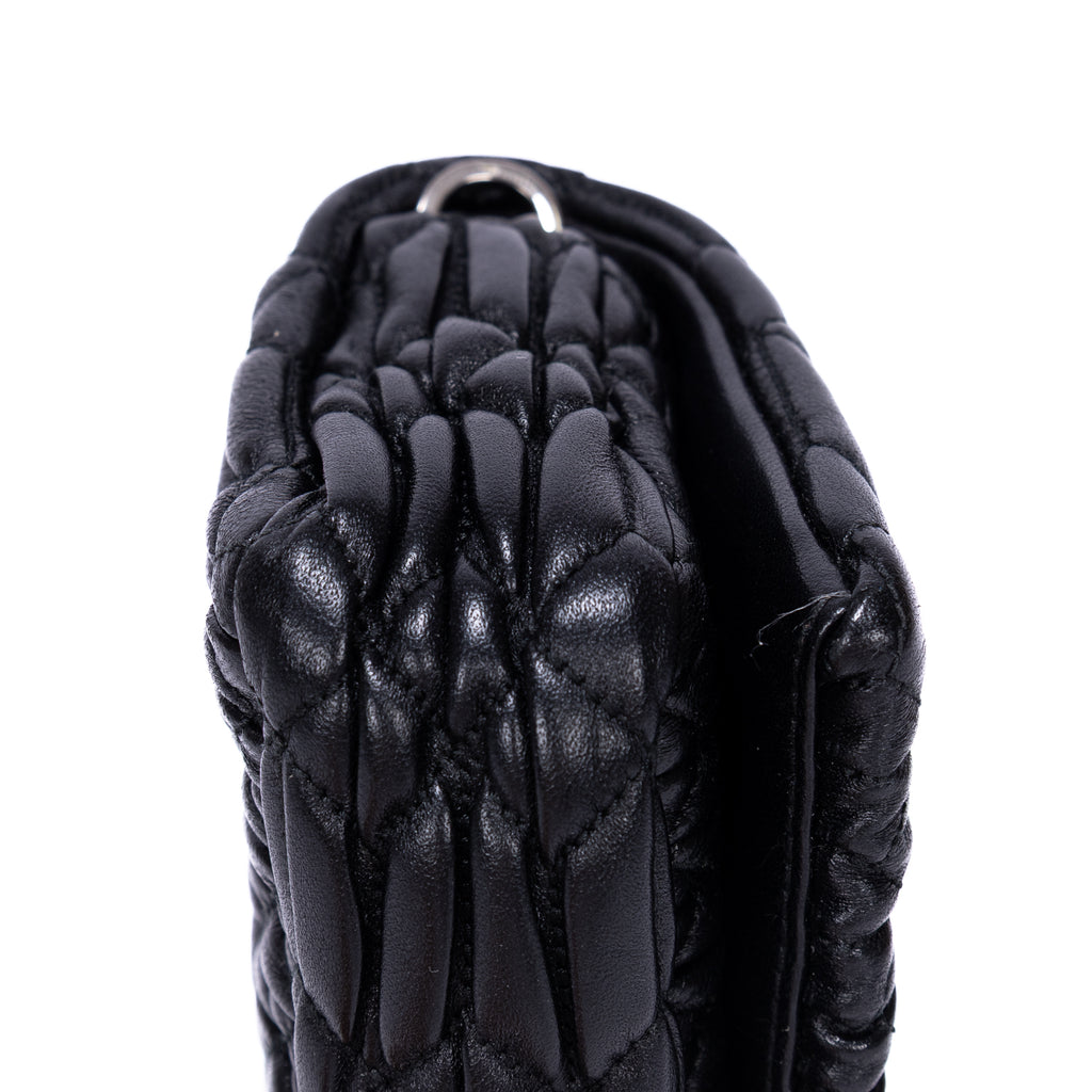 Minibolso de Bandolera de Cristal de Cloqué con Piel Nappa Gaufre Negra