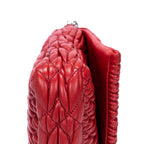 Cartera de mano de piel de napa gaufre roja con cristales