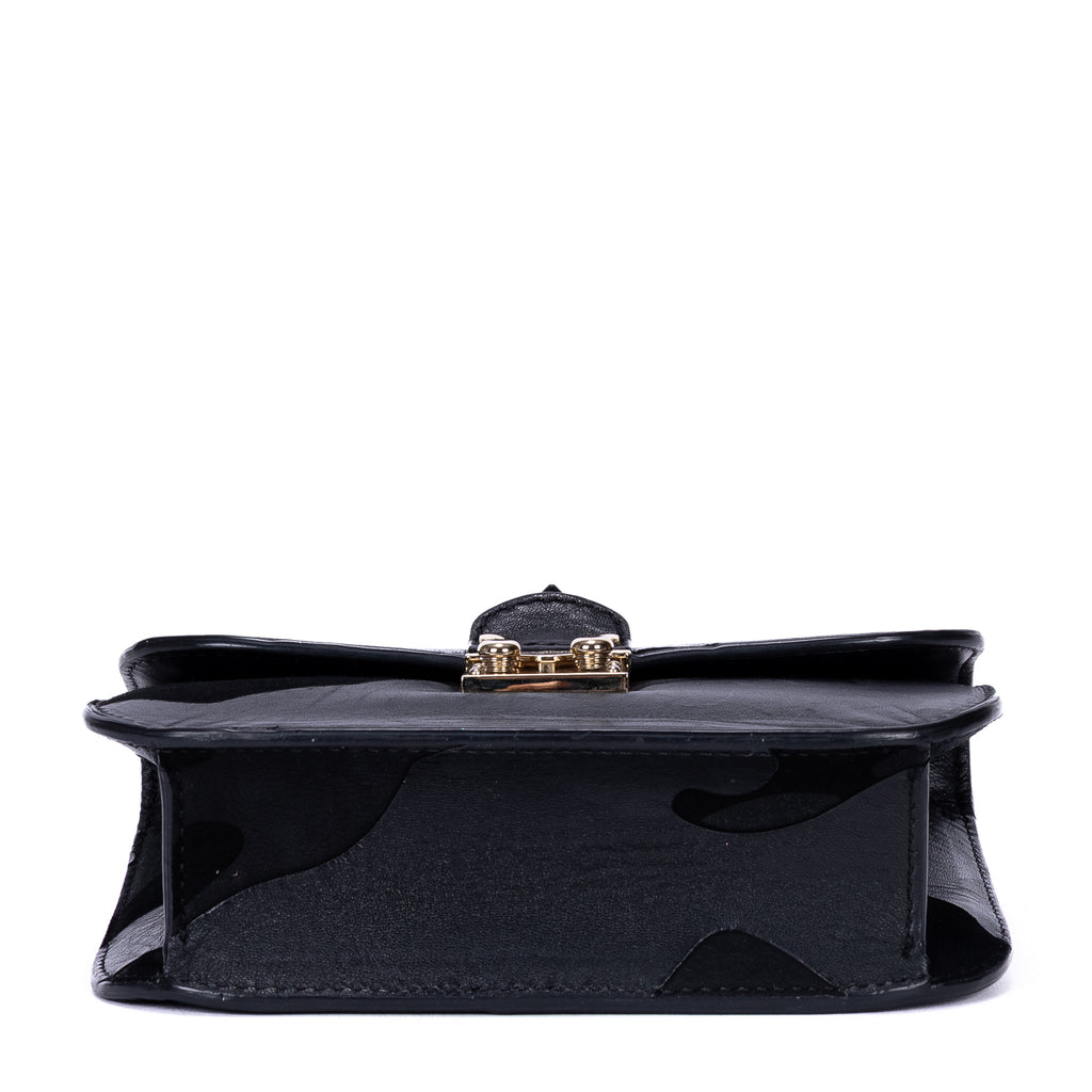 Sac à bandoulière Rockstud en daim noir et cuir lisse