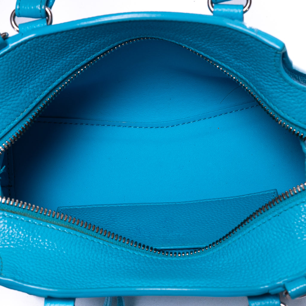Bolso Neo Classic Mini de cuero granulado azul