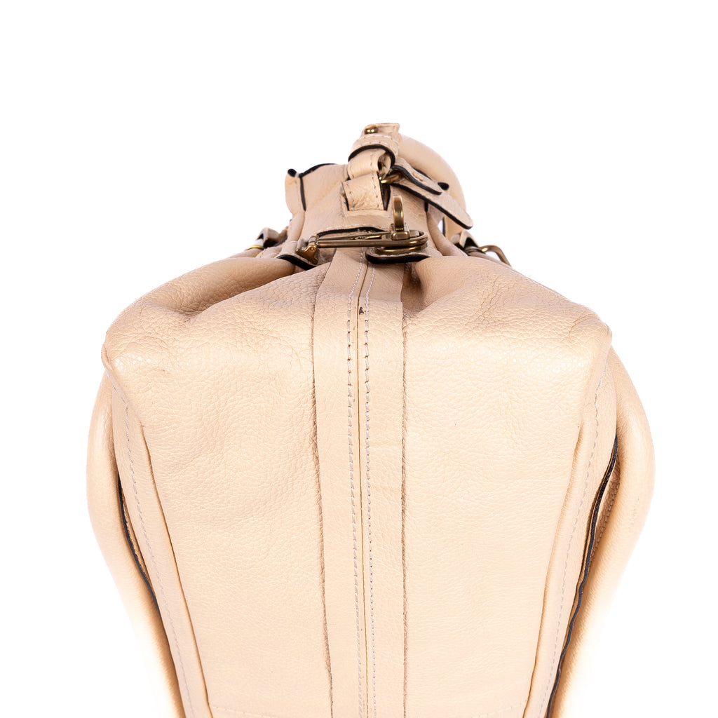 Bolso de mano mediano Paraty de piel de becerro granulada beige