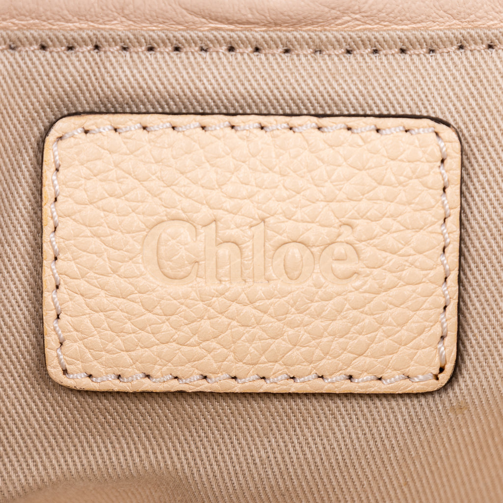 Bolso de mano mediano Paraty de piel de becerro granulada beige
