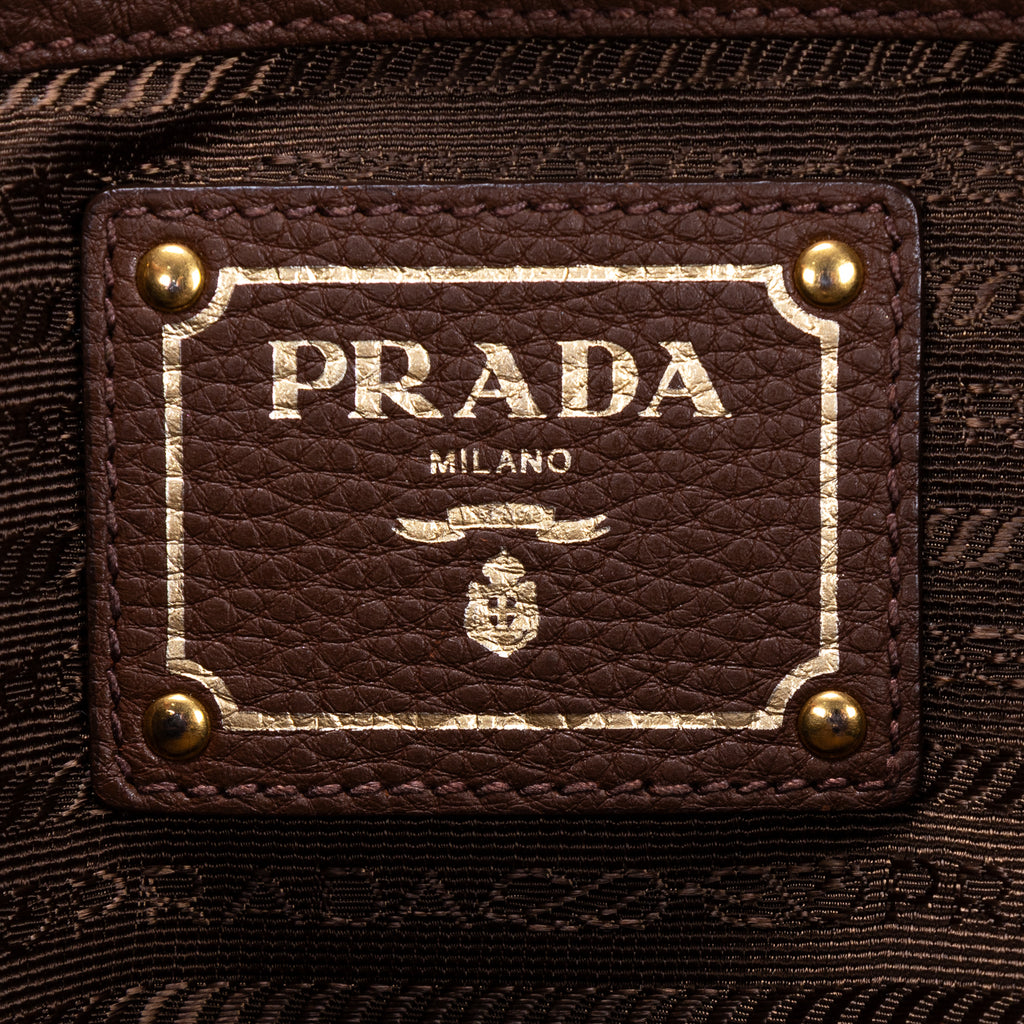 Bolso tote con bolsillos laterales de piel Vitello Daino marrón