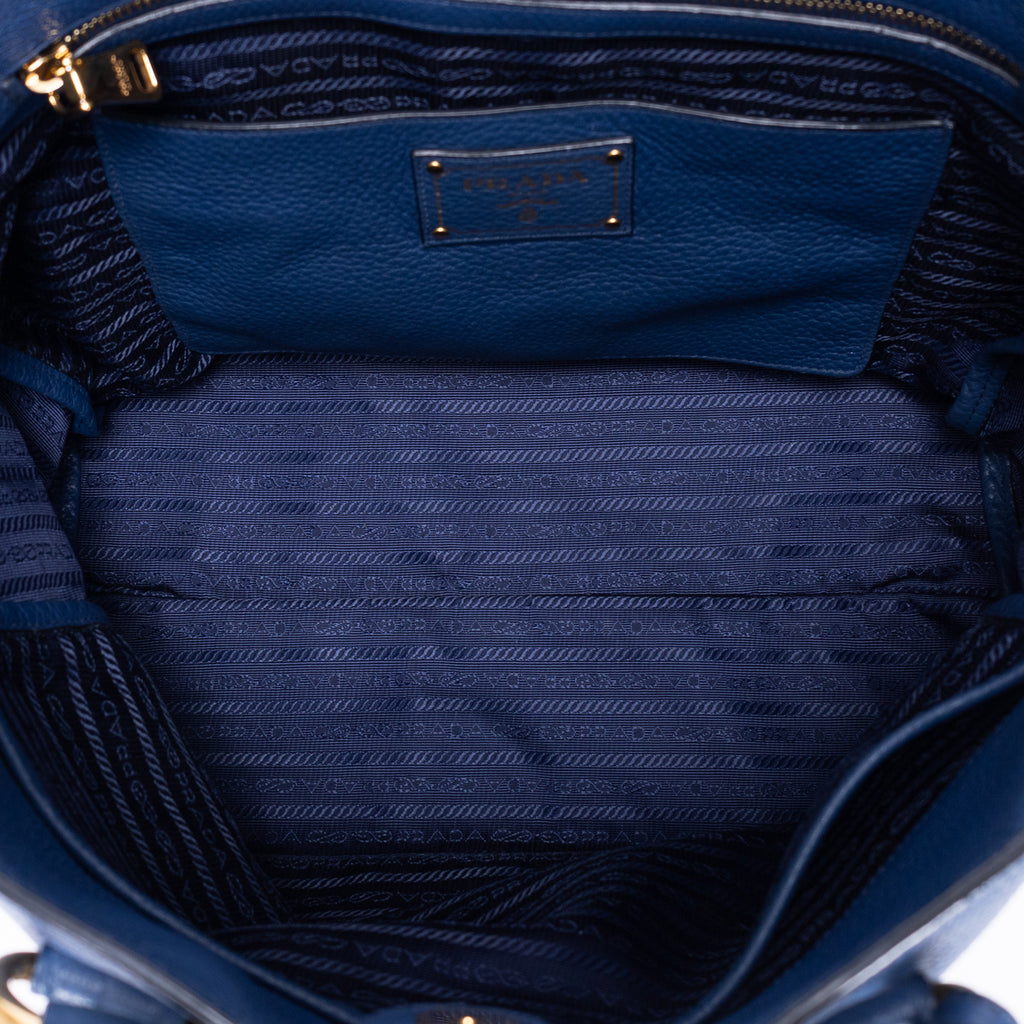 Sac cabas classique en cuir Vitello Daino bleu