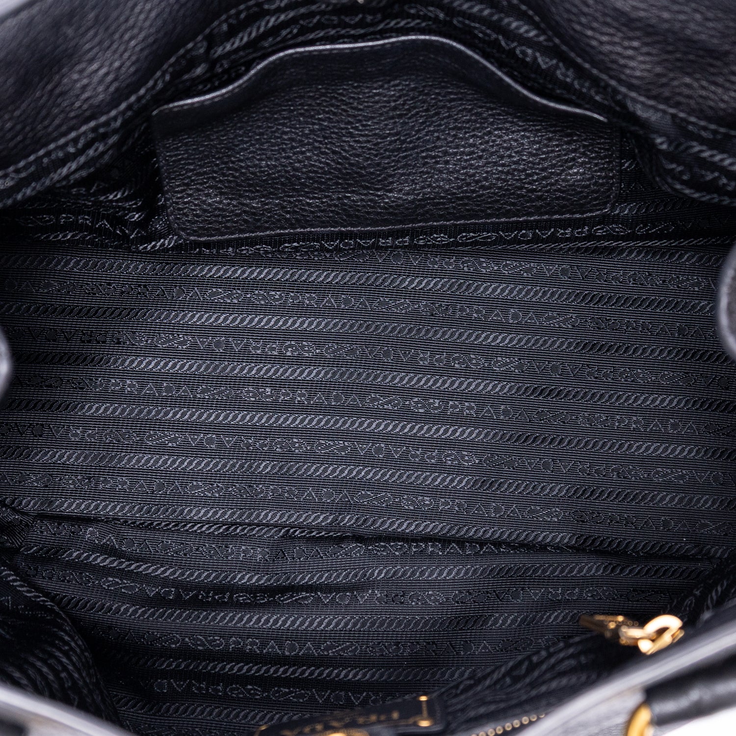 Sac porté épaule cabas convertible en cuir Vitello Daino noir