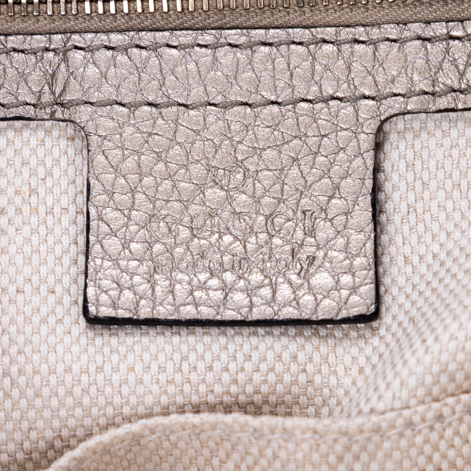 Shoulder Bag Soho Chain Crossbody Silver Pebbled Calfskin Leather