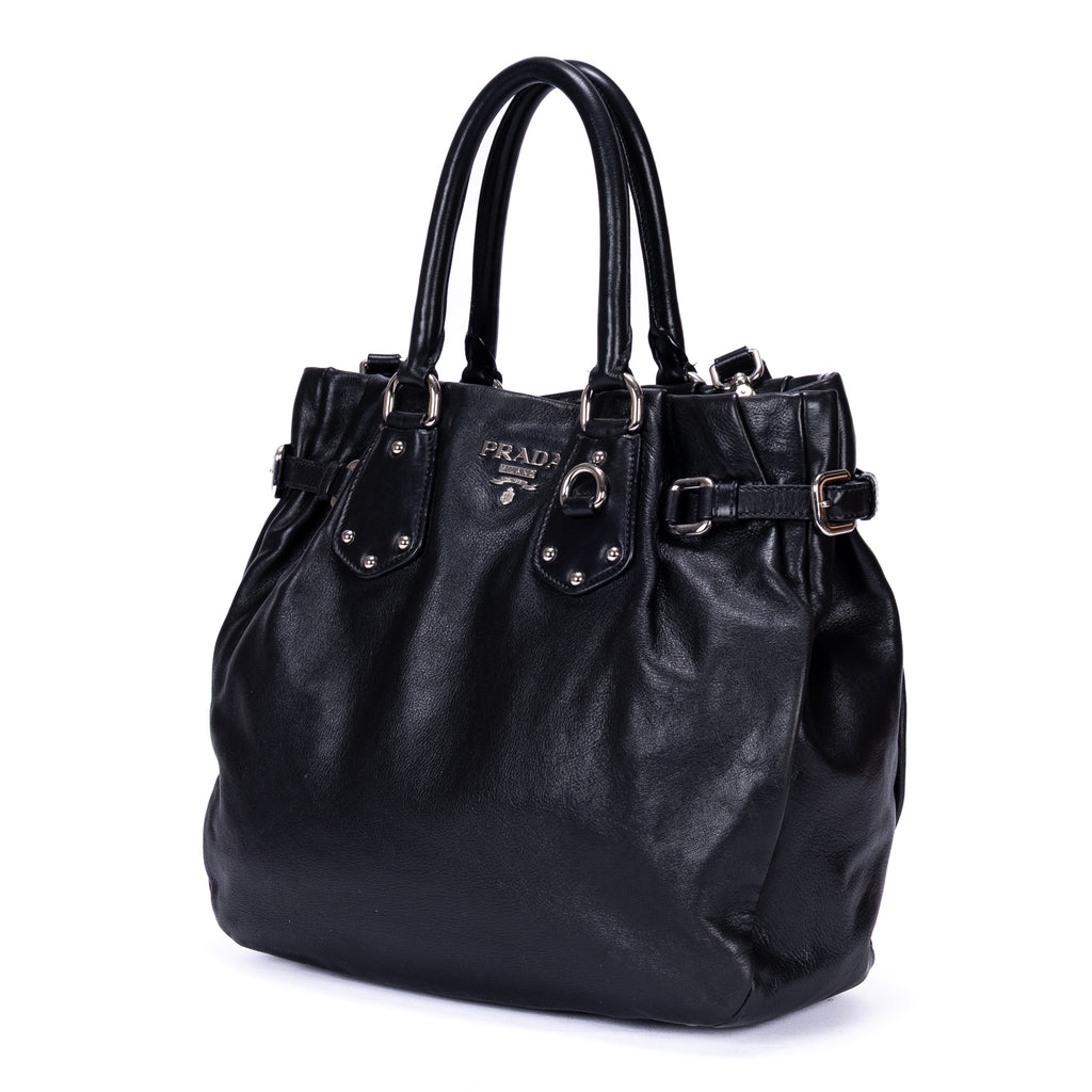 Sac cabas ceinturé en cuir de veau noir