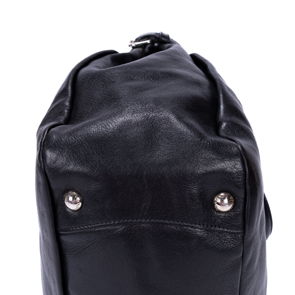 Sac cabas ceinturé en cuir de veau noir