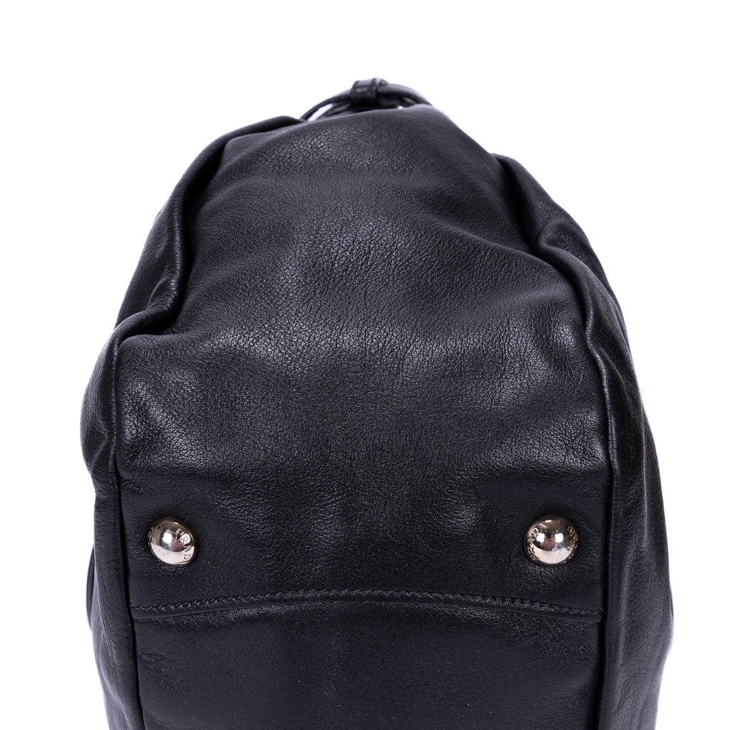 Sac cabas ceinturé en cuir de veau noir