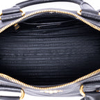 Bolso de mano Motor Tote de cuero Vitello Daino negro