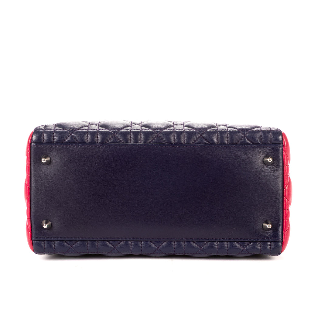 Bolso de hombro Lady Dior mediano fucsia, azul marino, cuero Cannage