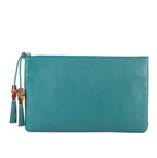 Bolso de mano de bambú trenzado con cremallera y borla, piel granulada azul claro