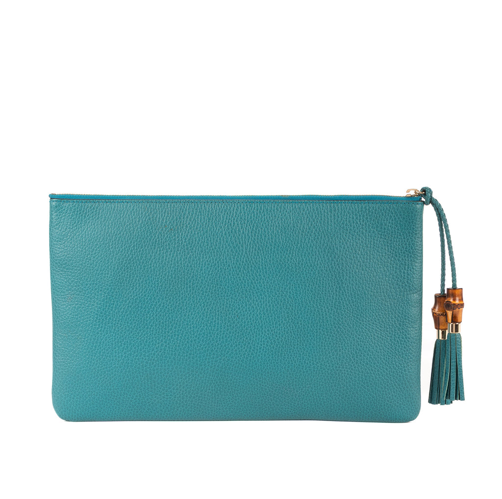 Bolso de mano de bambú trenzado con cremallera y borla, piel granulada azul claro