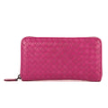 Portefeuille zippé en cuir nappa Intrecciato rose