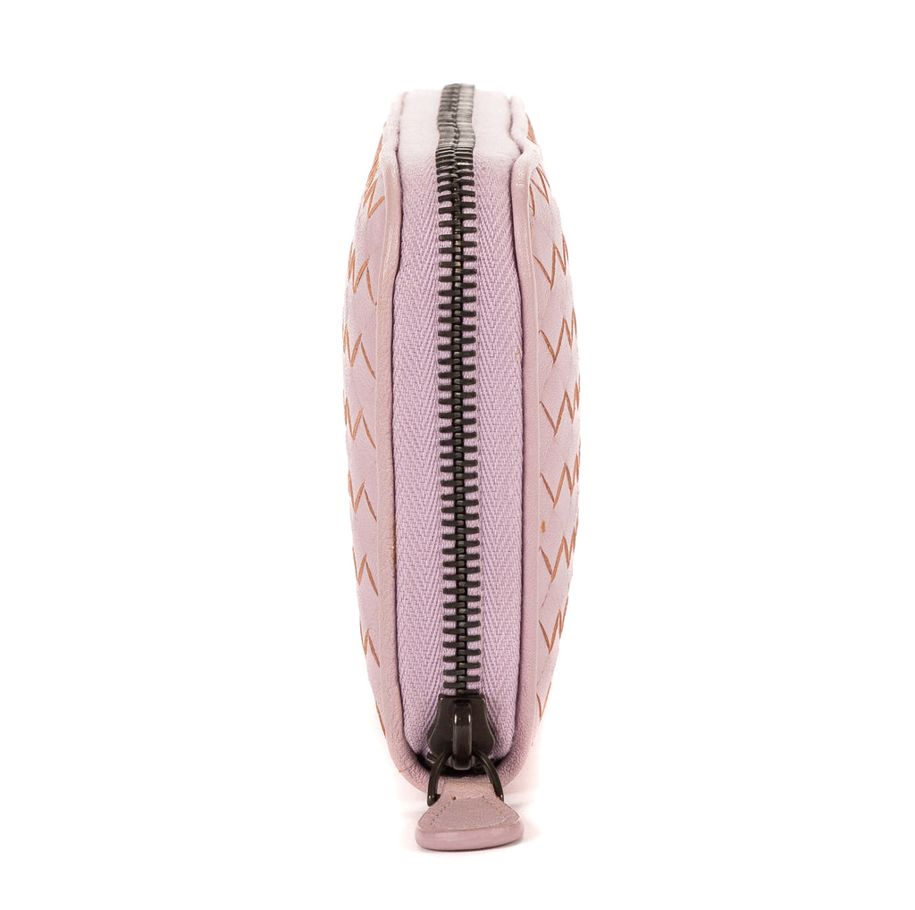 Portefeuille zippé en cuir nappa intrecciato rose