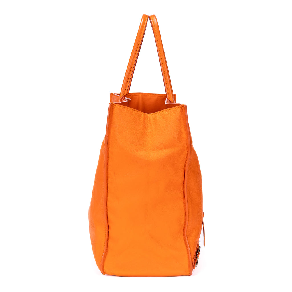 Sac porté épaule Papier A4 Orange Cuir de veau lisse