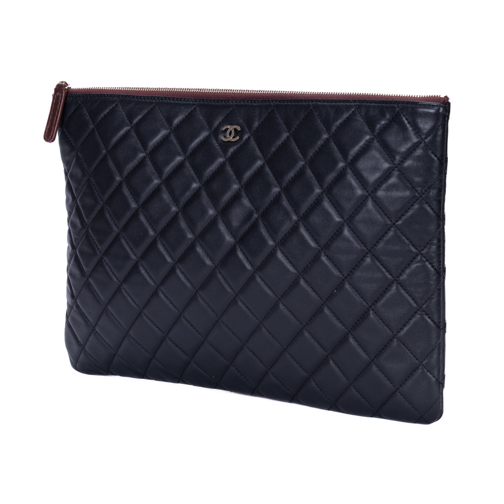 Clutch Large O Case Clutch Large Black Quilted Lambskin Leather