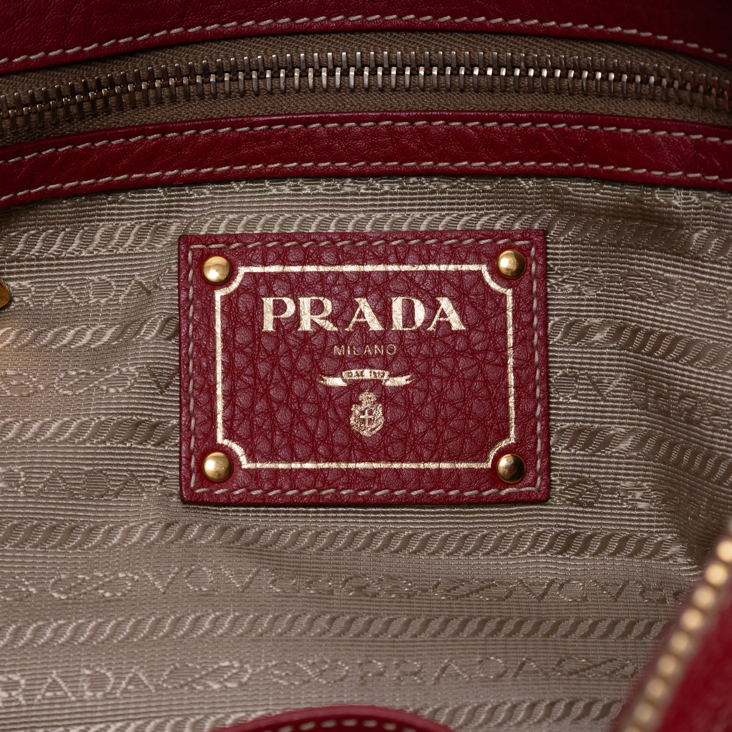 Bolso hobo de piel de ternera Vitello Daino roja