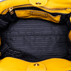Bolso de mano Cabas Tote de cuero Vitello Daino amarillo