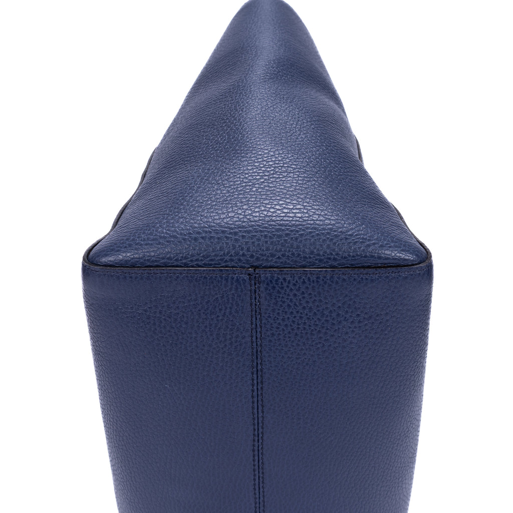 Bolso de Hombro Swing Shopper Tote Piel de Becerro Granulada Azul Marino