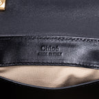 Bolso de hombro mini bandolera C de piel de becerro negra