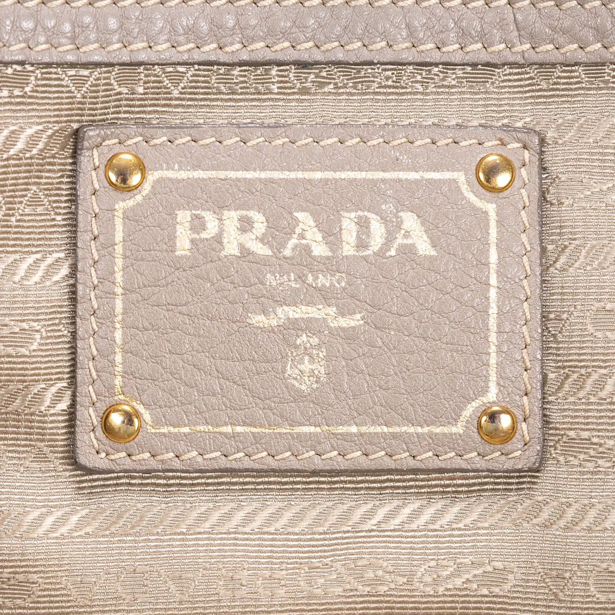 Sac bandoulière cabas en cuir Vitello Daino gris