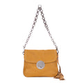 Sac bandoulière à rabat avec pompon et chaîne en cuir Vitello Daino beige
