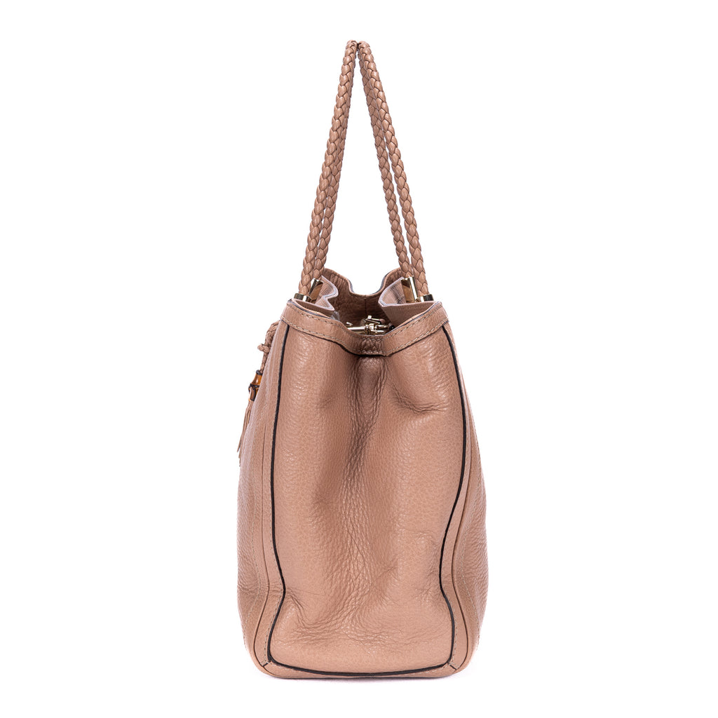 Bolso de Hombro Bella Bambú Piel de Becerro Granulada Rosa