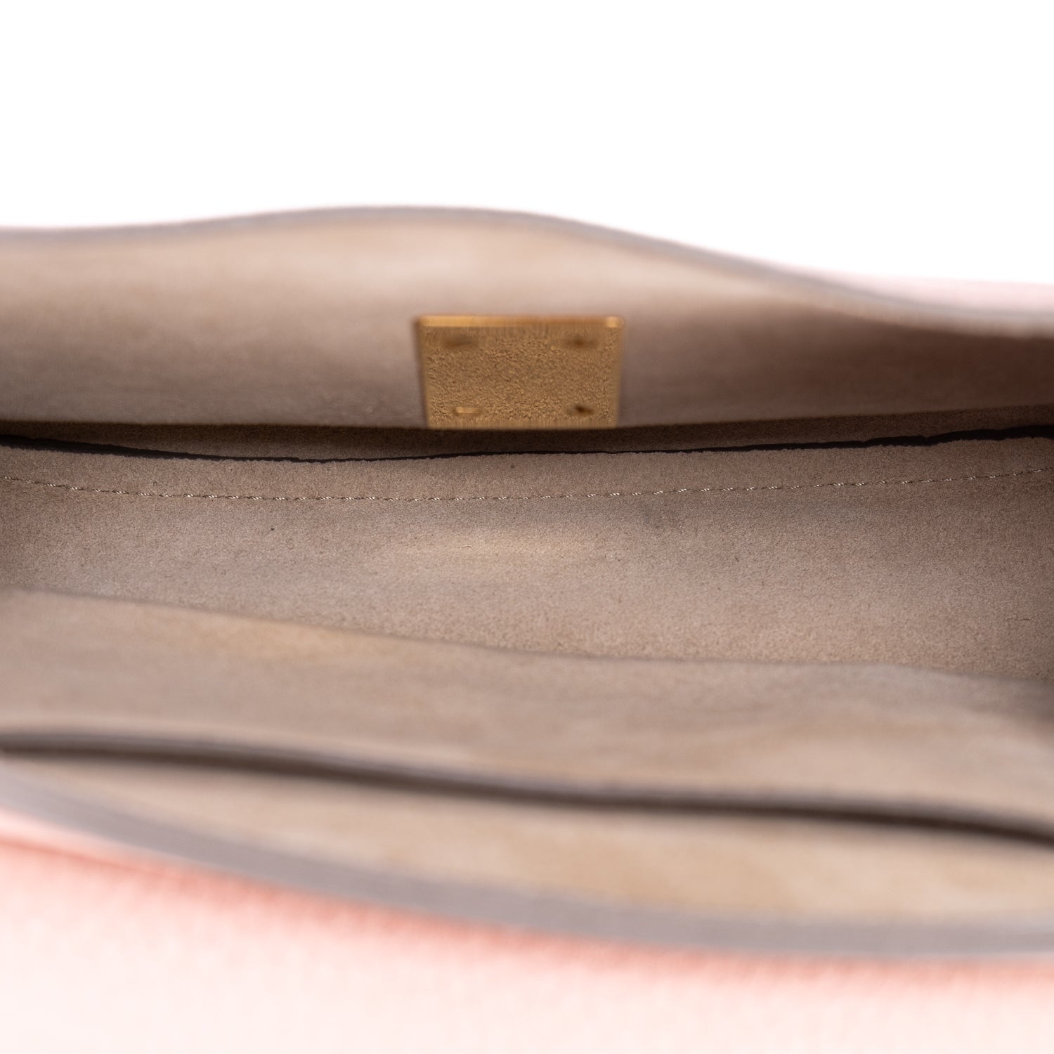 Bolso de hombro Drew Crossbody de piel de becerro granulada rosa