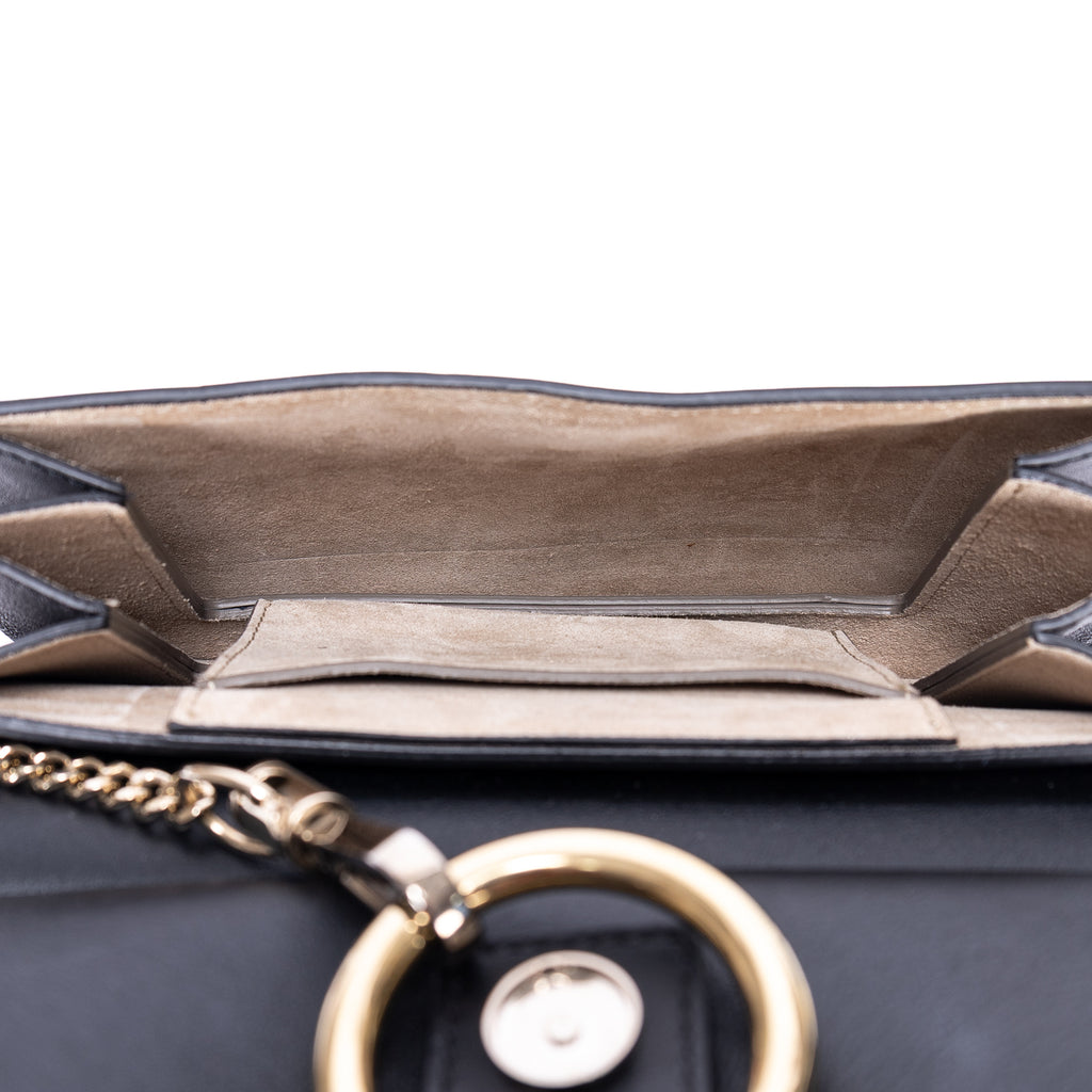 Bolso de Hombro Faye Mini de Piel Lisa de Becerro/Ante Azul Marino