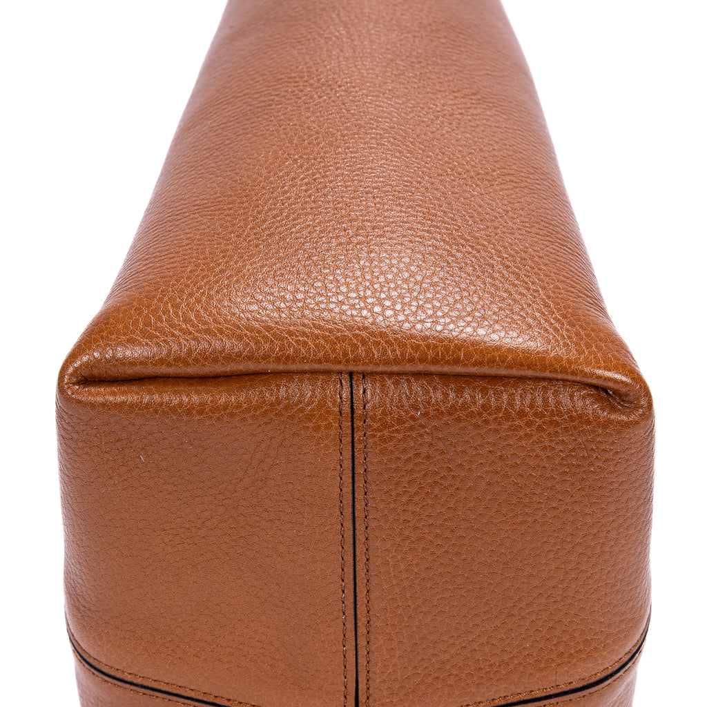 Shoulder Bag Spin Tote bag Brown Calfskin Leather
