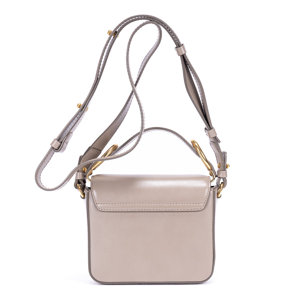 Sac porté épaule C Bag veau lisse taupe